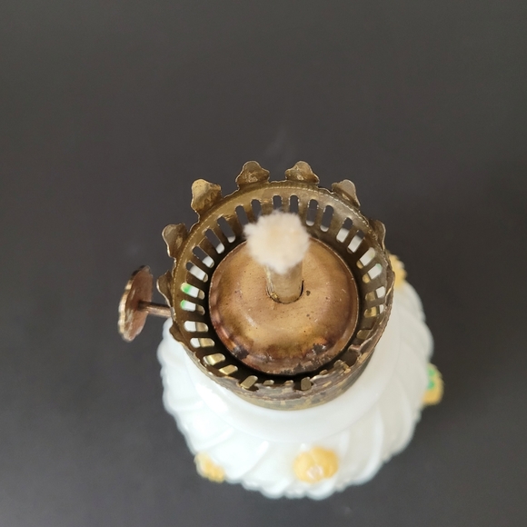 Vintage White Milk Glass w/ Rose Flowers Oil Lamp, Vintage Home Decor] Vintage - Picture 8 of 8